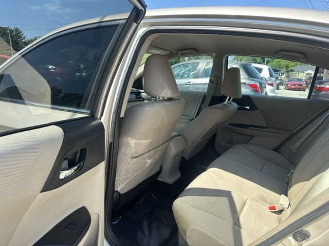 2014 Honda Accord Image 17