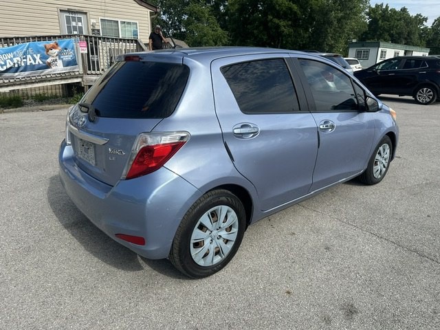 2012 Toyota Yaris Image 3