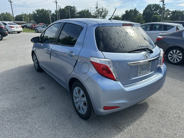 2012 Toyota Yaris Image 5