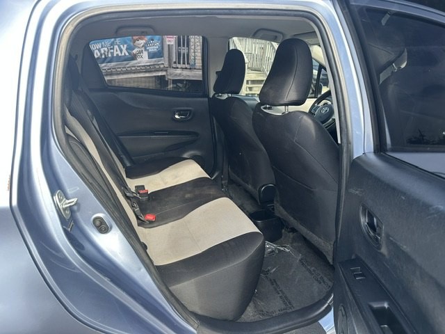 2012 Toyota Yaris Image 17