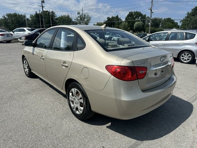 2010 Hyundai Elantra Image 5