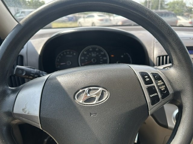 2010 Hyundai Elantra Image 11