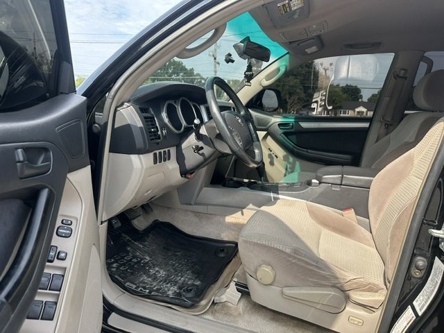 2004 Toyota 4Runner Image 14