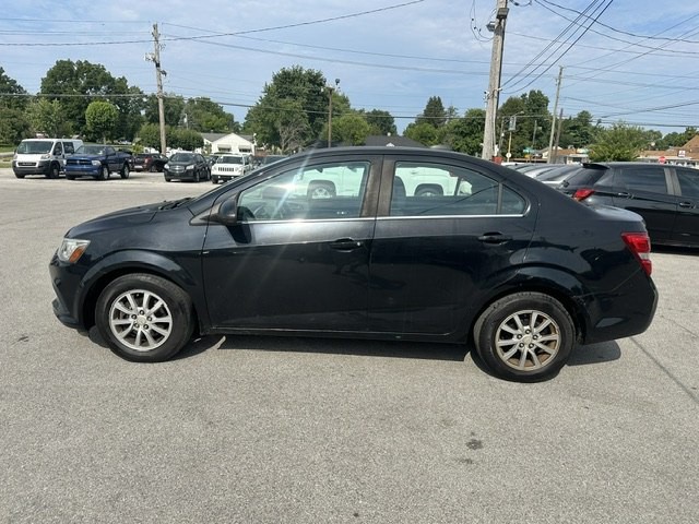 2018 Chevrolet Sonic Image 6