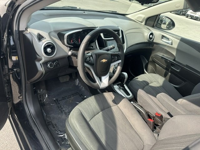 2018 Chevrolet Sonic Image 9