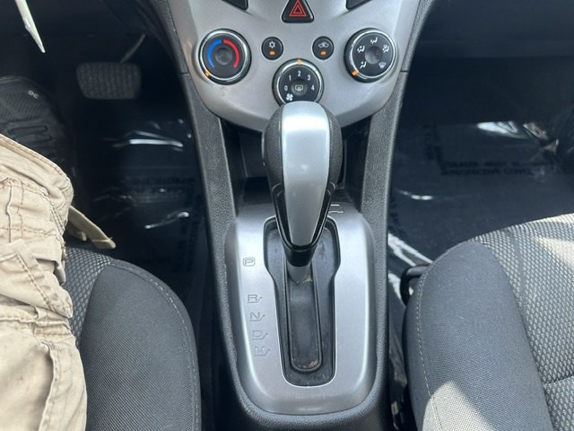 2018 Chevrolet Sonic Image 12