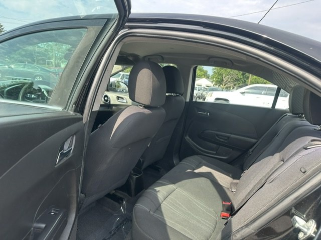 2018 Chevrolet Sonic Image 17