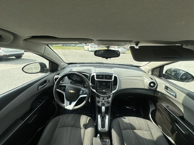 2018 Chevrolet Sonic Image 21