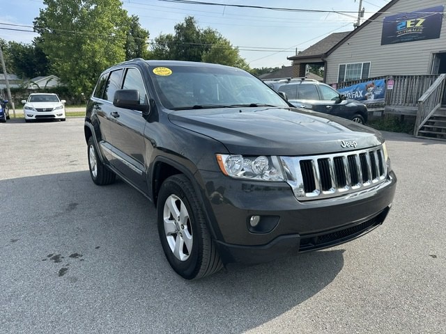 2011 Jeep Grand Cherokee Image 1