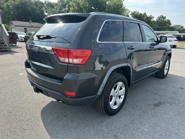 2011 Jeep Grand Cherokee Image 3