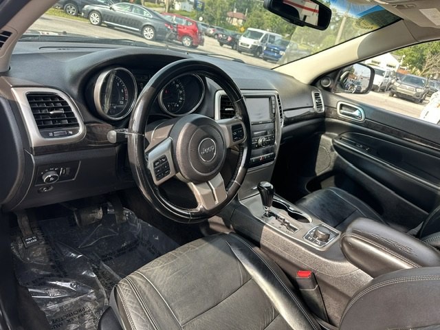 2011 Jeep Grand Cherokee Image 9