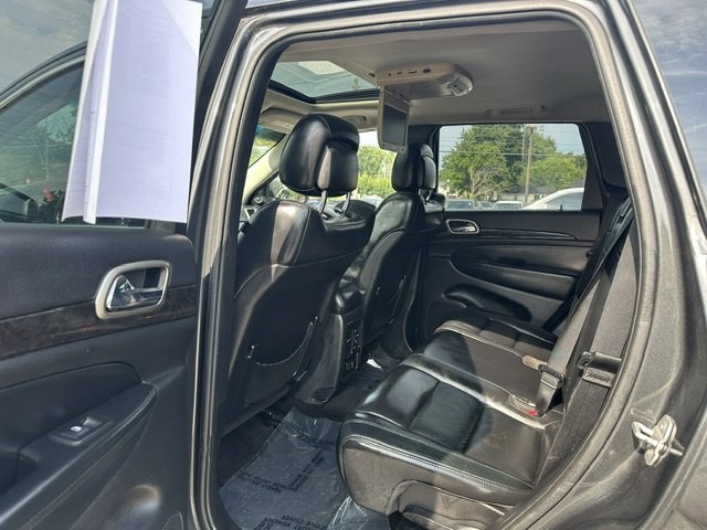 2011 Jeep Grand Cherokee Image 18