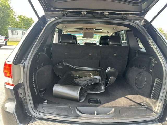 2011 Jeep Grand Cherokee Image 19