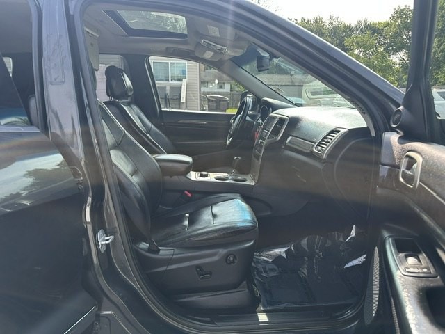 2011 Jeep Grand Cherokee Image 21