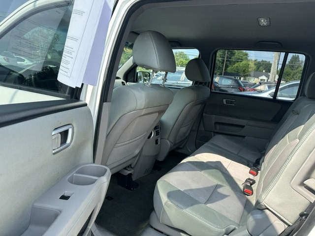 2015 Honda Pilot Image 17