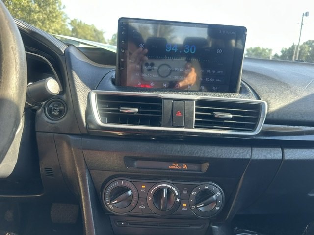 2014 Mazda Mazda3 Image 12