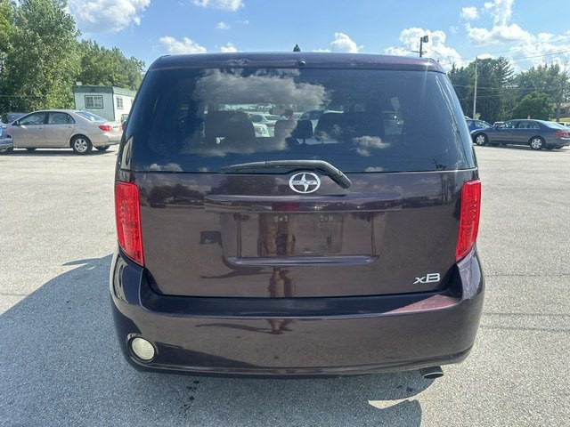 2009 Scion xB Image 4