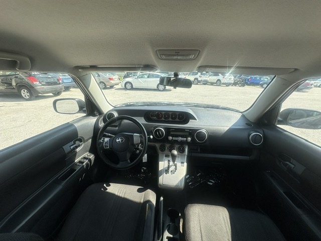 2009 Scion xB Image 18