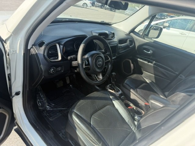 2015 Jeep Renegade Image 10