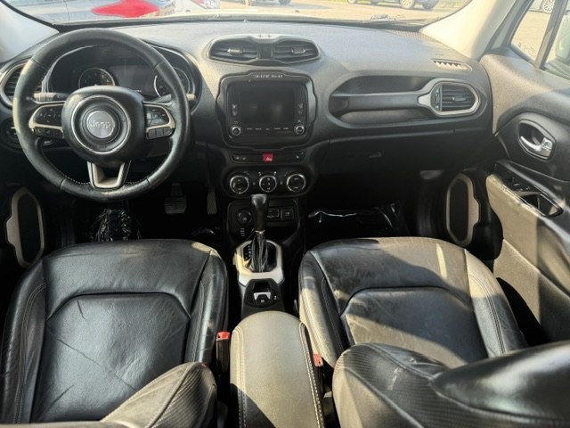 2015 Jeep Renegade Image 12