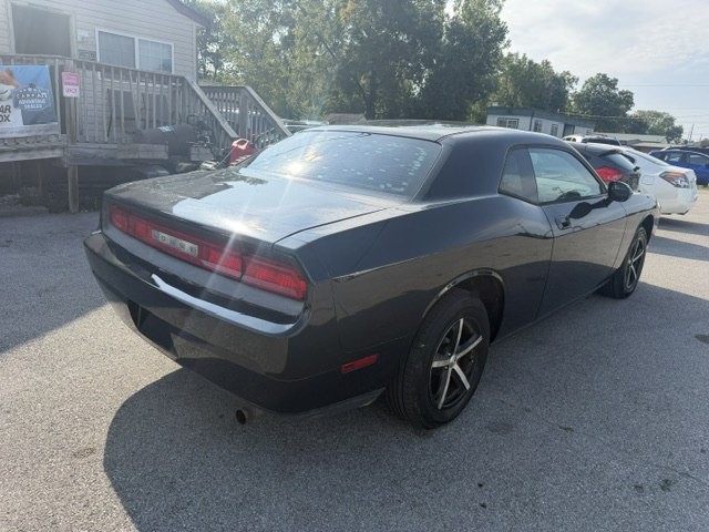 2009 Dodge Challenger Image 3