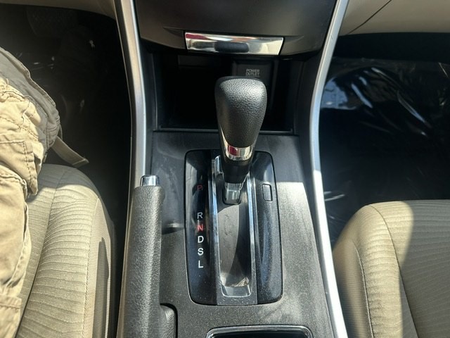 2015 Honda Accord Image 13
