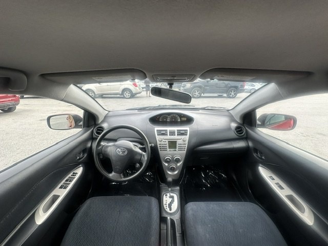 2008 Toyota Yaris Image 18