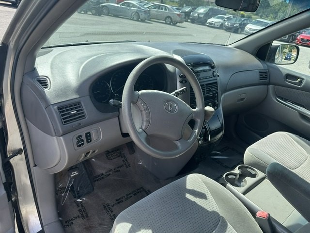 2006 Toyota Sienna Image 9