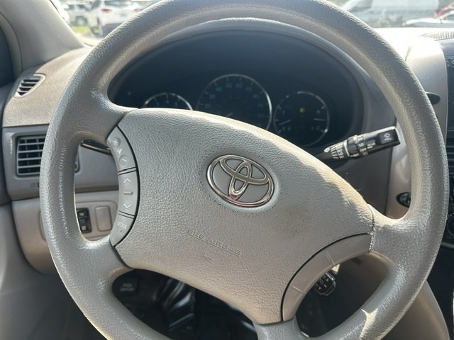 2006 Toyota Sienna Image 11
