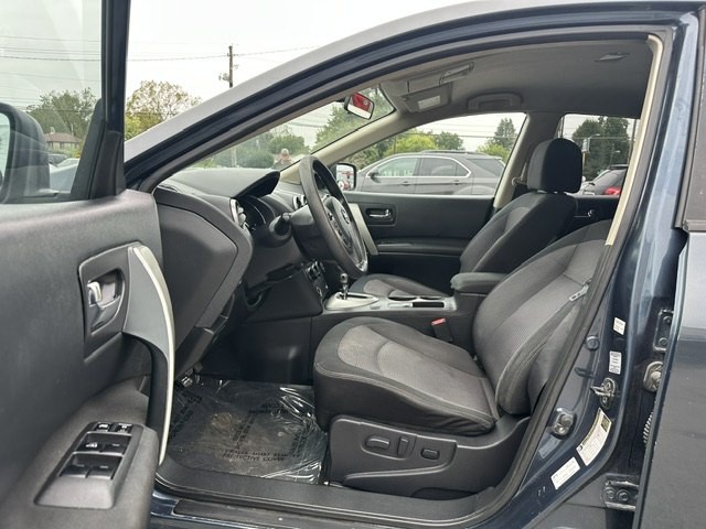 2013 Nissan Rogue Image 16