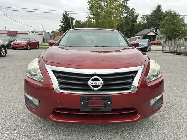 2014 Nissan Altima Image 8