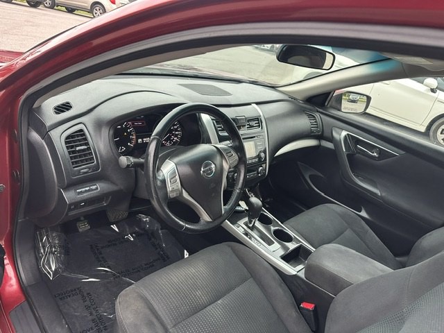 2014 Nissan Altima Image 9
