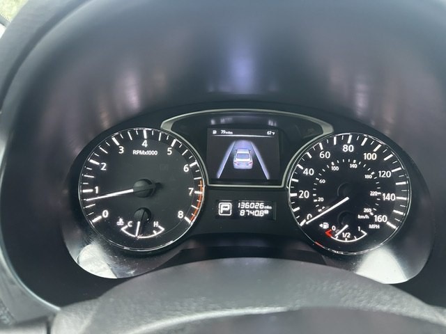 2014 Nissan Altima Image 10