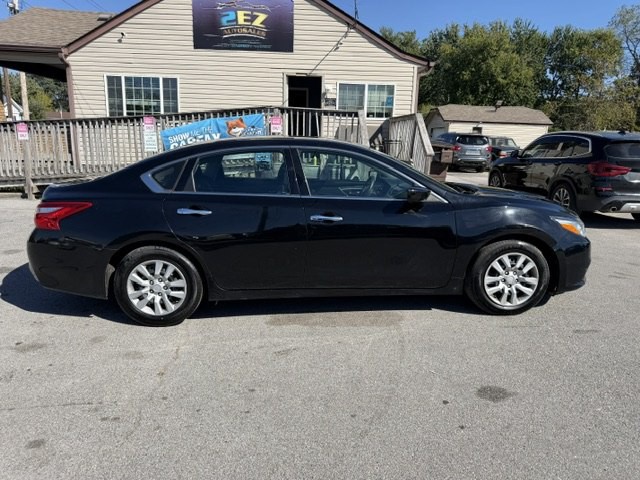 2016 Nissan Altima Image 2