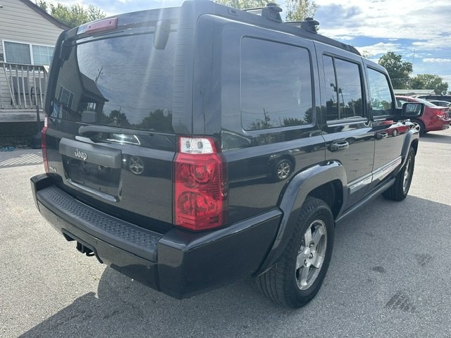 2010 Jeep Commander Image 3