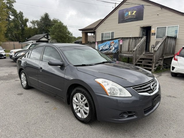 2010 Nissan Altima Image 1