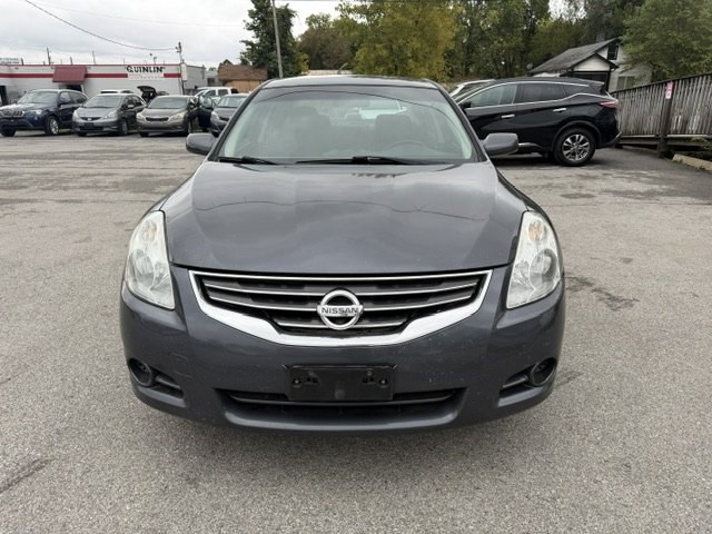 2010 Nissan Altima Image 8