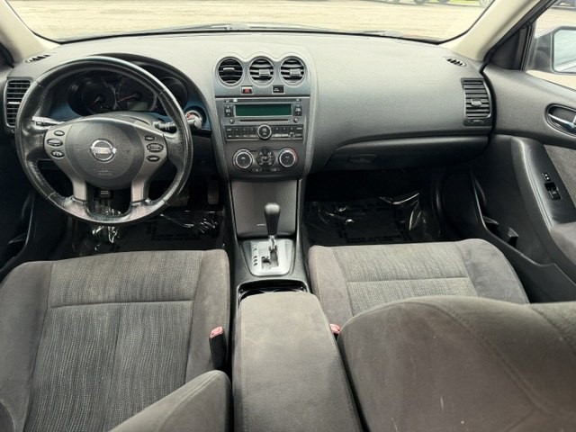 2010 Nissan Altima Image 12