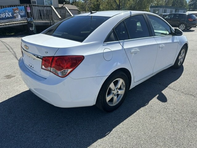 2014 Chevrolet Cruze Image 3