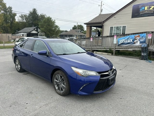 2016 Toyota Camry Image 1