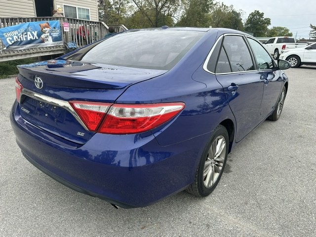 2016 Toyota Camry Image 3