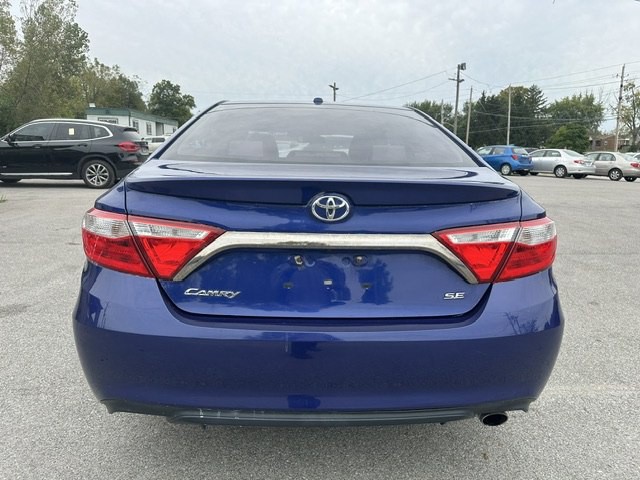 2016 Toyota Camry Image 4