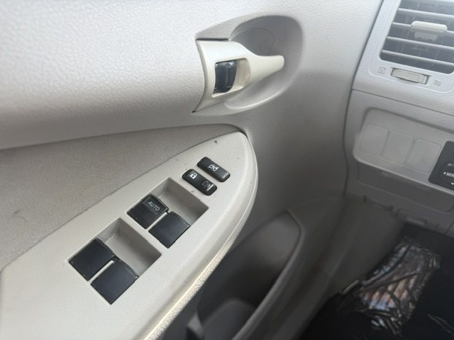 2009 Toyota Corolla Image 20