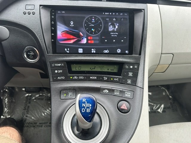 2011 Toyota Prius Image 11