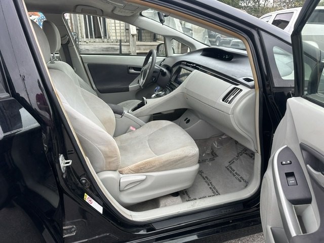 2011 Toyota Prius Image 18