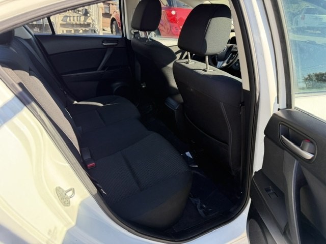 2012 Mazda Mazda3 Image 14