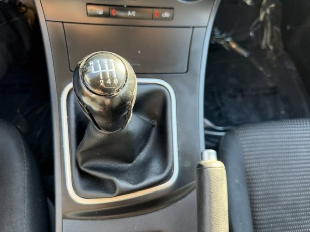 2012 Mazda Mazda3 Image 18