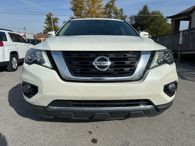 2017 Nissan Pathfinder Image 8
