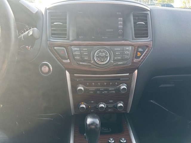 2017 Nissan Pathfinder Image 13