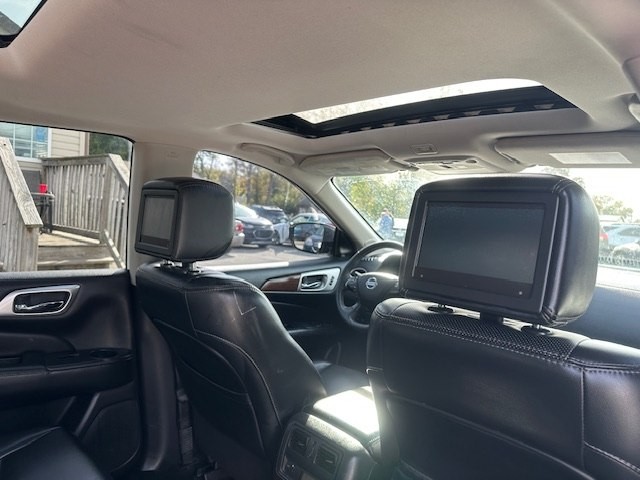 2017 Nissan Pathfinder Image 22